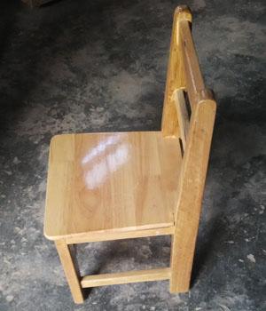 Hartholz-Kindergarten-Klassenzimmer-Möbel, die Stühle der feste hölzerne Kinder