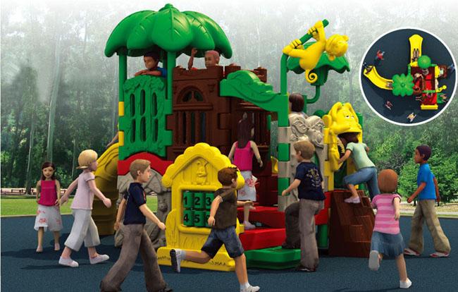 Kinderhinterhof spielt Struktur Spiel des Plastikhinterhof-Spielplatzes im Freien